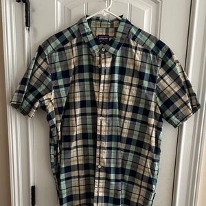 Patagonia Men's Casual Plaid Shirt - Green, Blue, and Tan